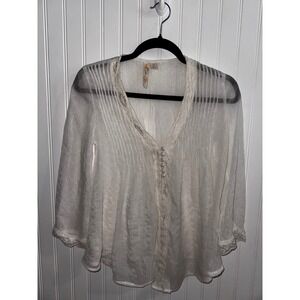 Adiva Womens Sheer White Pleated V-Neck Blouse Lace Trim 3/4 Sleeve Boho Top S